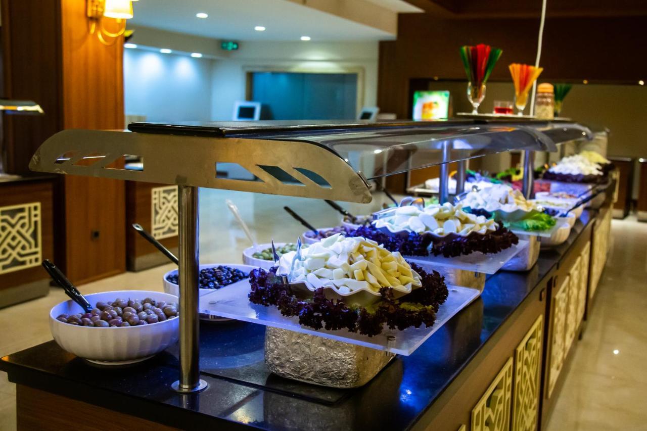 فندق سبا كولوساد ترمال Karahayit  المظهر الخارجي الصورة A salad bar
