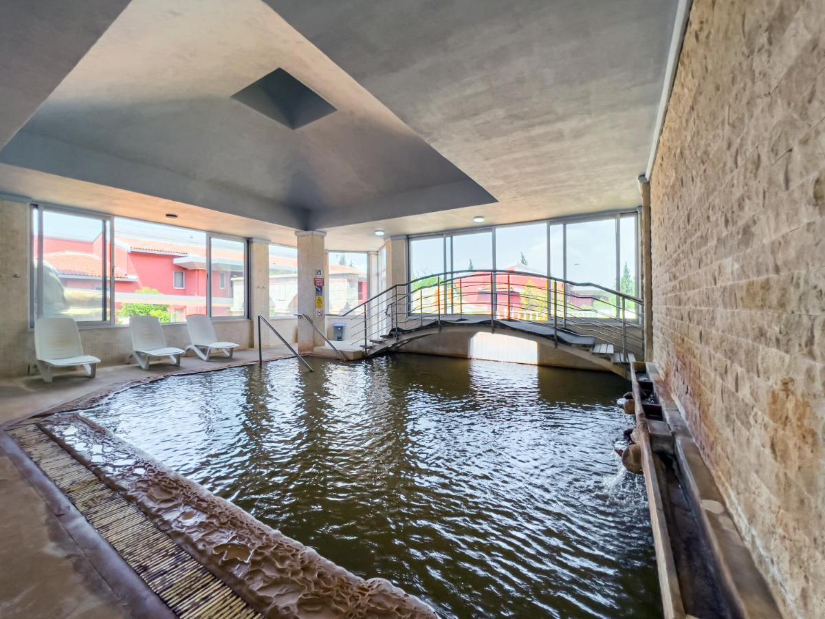فندق سبا كولوساد ترمال Karahayit  المظهر الخارجي الصورة The indoor thermal pool